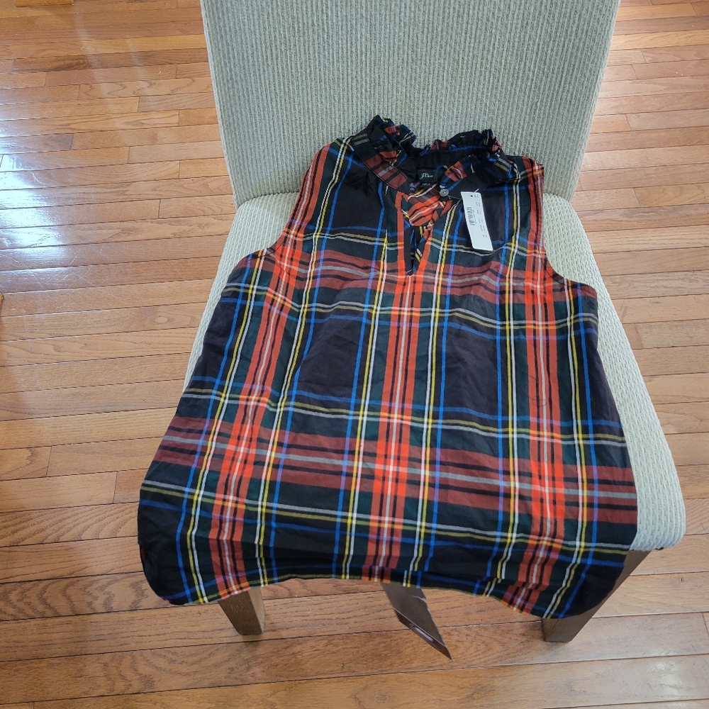 Top from Jcrew - Picture 3 of 3